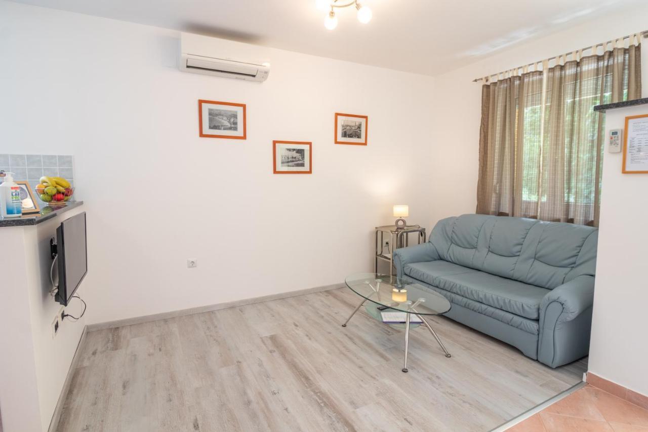 Apartments Gracia Baska  Ngoại thất bức ảnh