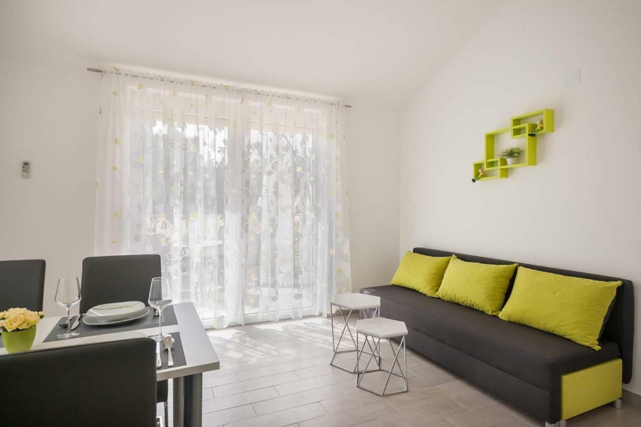 Apartments Gracia Baska  Ngoại thất bức ảnh